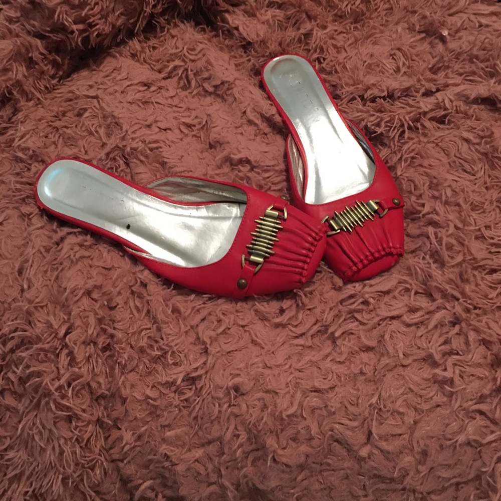 I want to go Home Shoes 👠👠